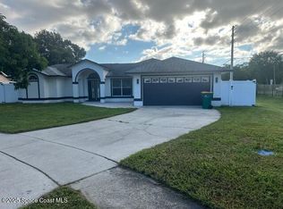 300 Island Oaks Pl, Merritt Island, FL 32953