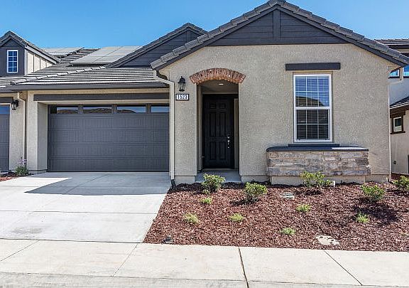 Exterior of Designers Home 70