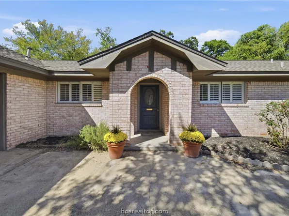 1009 Guadalupe Dr, College Station, TX 77840