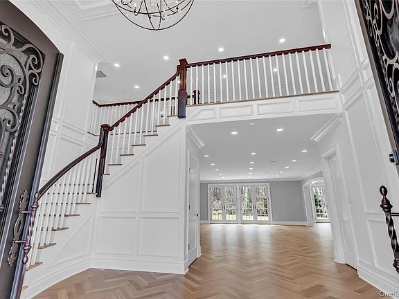 5th image of 541 Split Rock Road