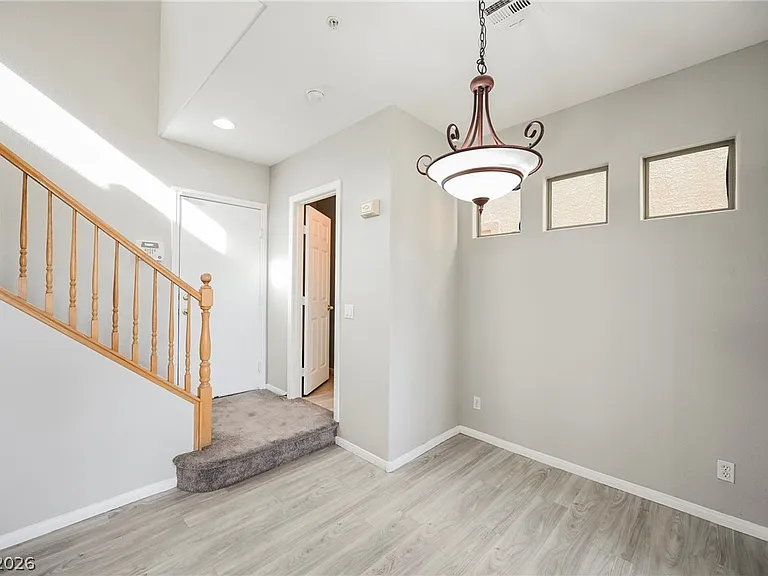 8212 Strawberry Spring St — Photo 8