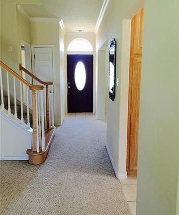 5th image of 300 Arbor Ct