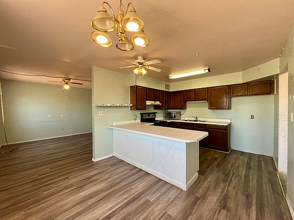 5th image of 2863 E Saguaro Dr