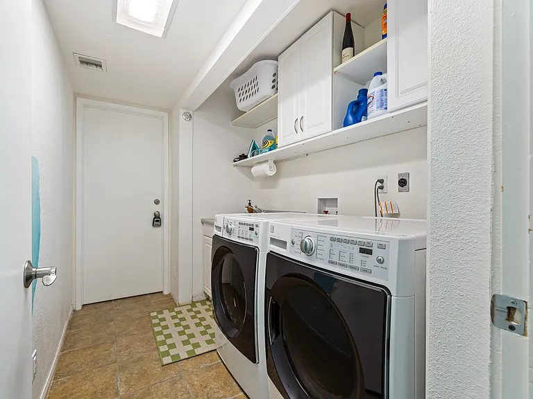 2197 E Belding Dr — Photo 22