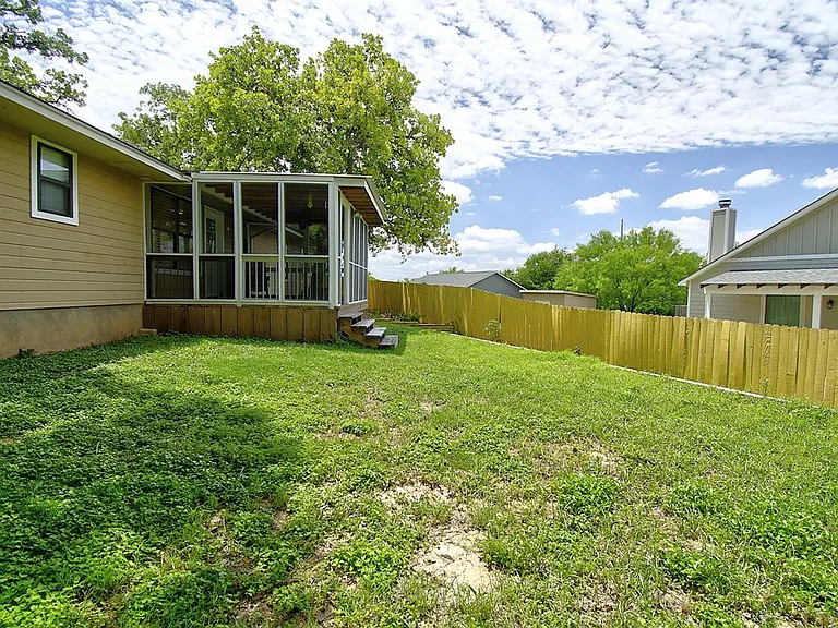117 Dover Dr — Photo 31