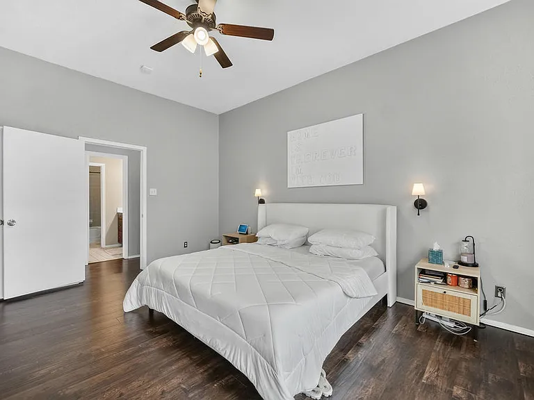 10401 High Hollows Dr #201 — Photo 13