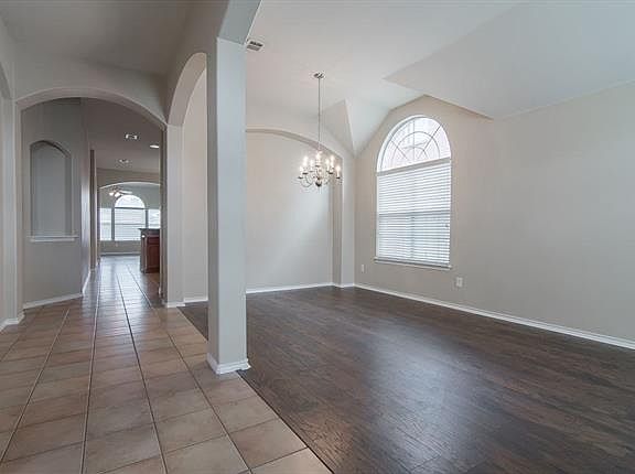5th image of 9300 Clearview Dr