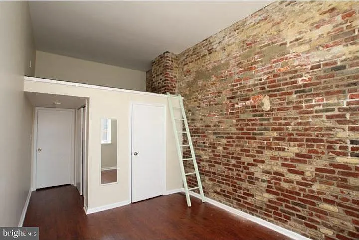 443 Fairmount Ave #A — Photo 13