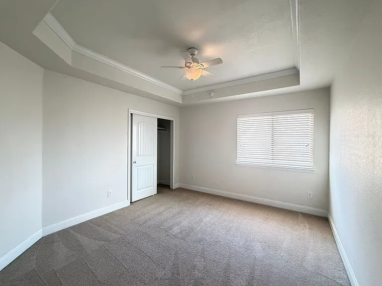 621 Cavan — Photo 28