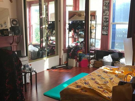 5th image of 555 Haight St #1