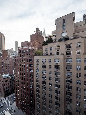 Rented by City Connections Realty | media 18