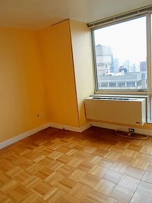 Sold by Manhattan Network Inc. | media 2