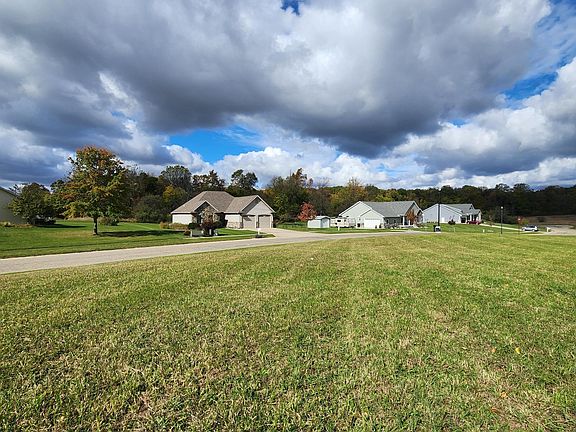 4th image of 7 Foxtail Ln