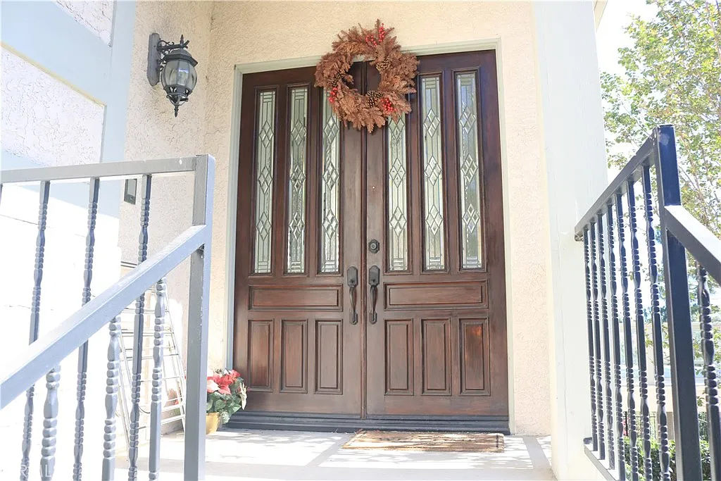 3 bed, 2.5 bath, 2998 sqft, $5,500 — Photo 3