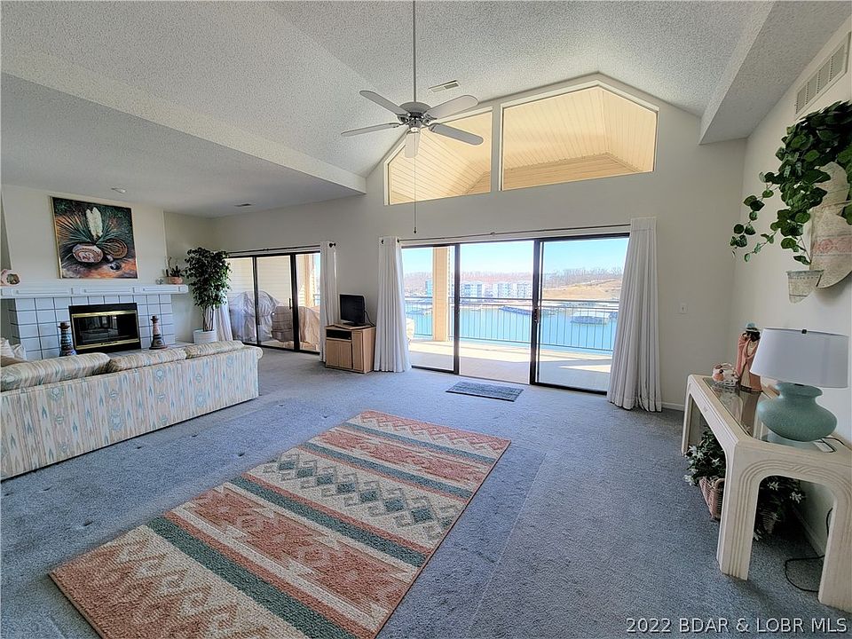 1st image of 106 Pointe Ct #8C