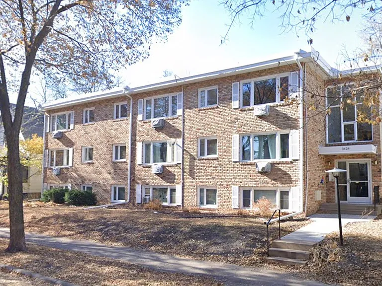 3428 Harriet Apartments — Photo 11