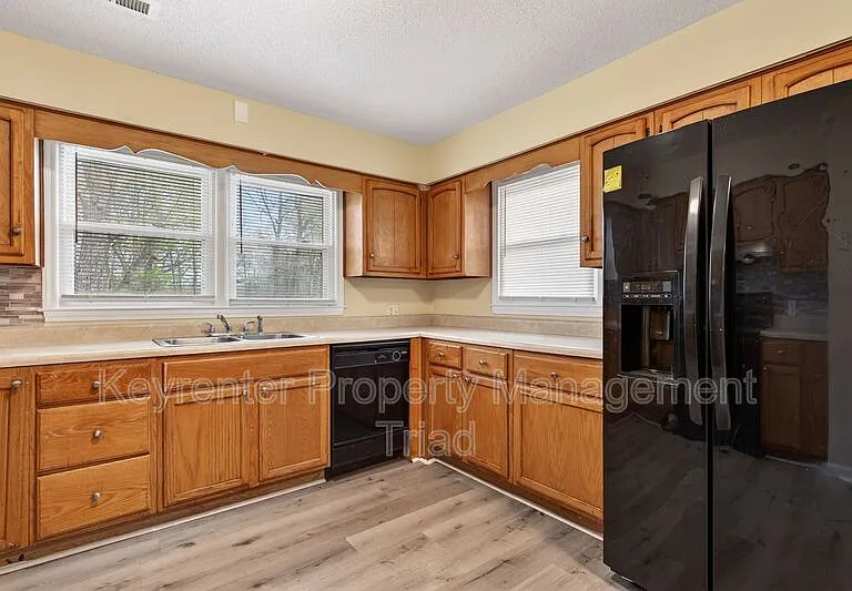 506 Rocky Knoll Rd — Photo 8