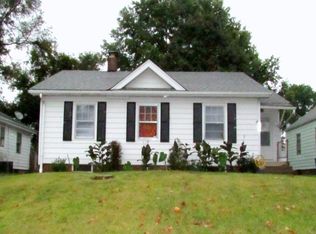 2424 S 5th St, Springfield, IL 62703