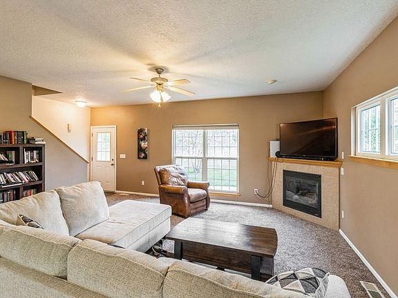 3rd image of 1631 SW White Birch Cir