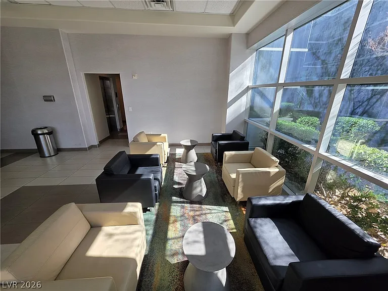 62 E Serene Ave #225 — Photo 23