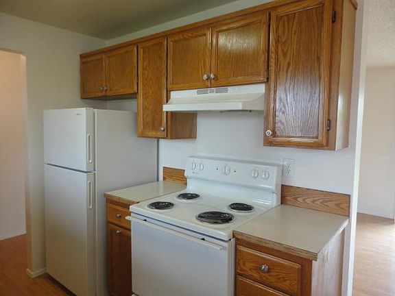 4th image of 805 22nd St NW