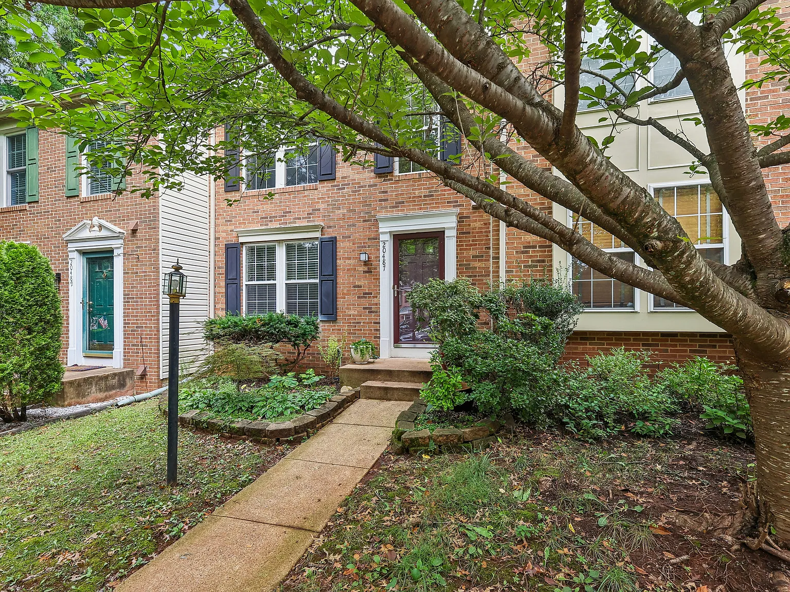 2 bed, 2.5 bath, 1720 sqft, $2,750 — Photo 3