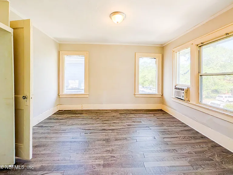 2022 Dellwood Ave #2 — Photo 13
