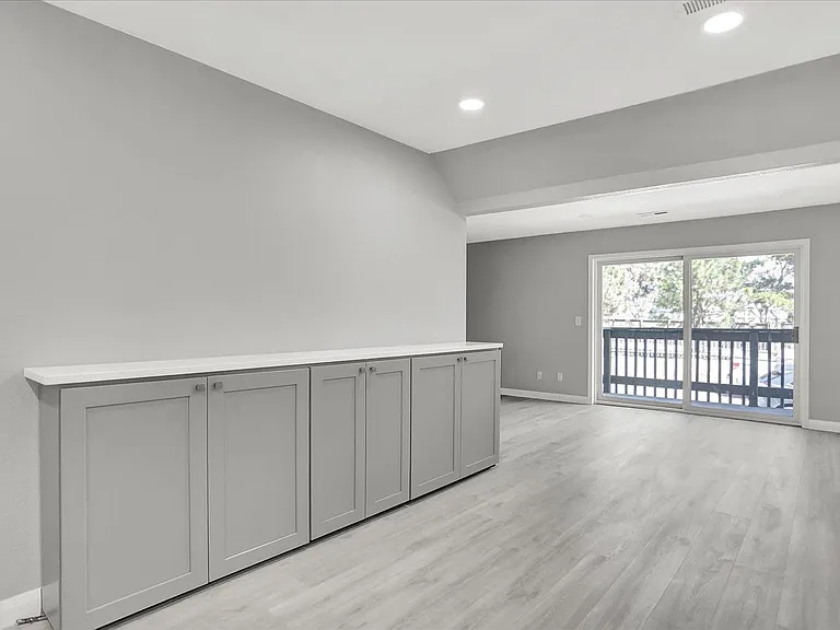 6425 S Dayton St #107 — Photo 11