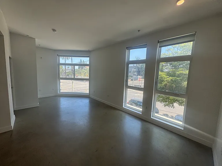 152 N Rampart Blvd #201 — Photo 9