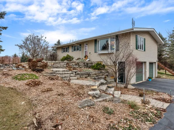 W8810 County Road D, Kewaskum, WI 53040