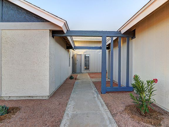4th image of 10201 W Highland Ave