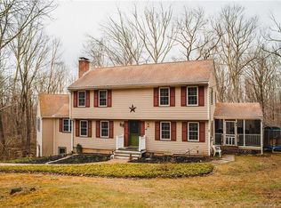 15 Kingsbury Rd, Eastford, CT 06242