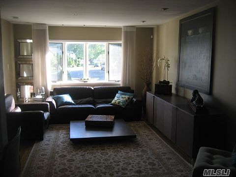 3rd image of 1072 Northgate Ct
