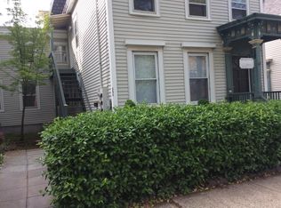 846 State St #2, New Haven, CT 06511