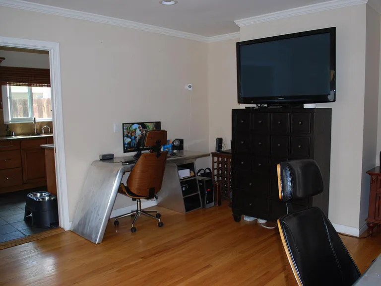 21915 Ybarra Rd — Photo 1