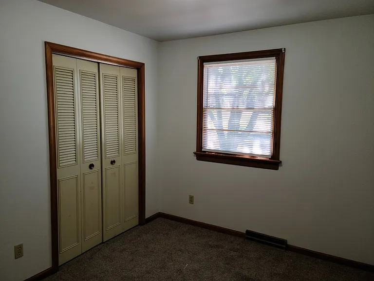 8010 Sycamore Ln — Photo 13