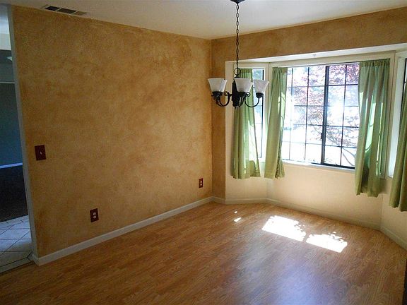 4th image of 1735 S Bethesda Way