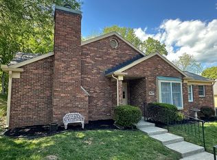 2629 E Windermere Woods Dr, Bloomington, IN 47401