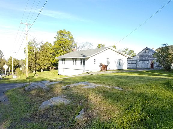 2nd image of 2133 Delaware Tpke