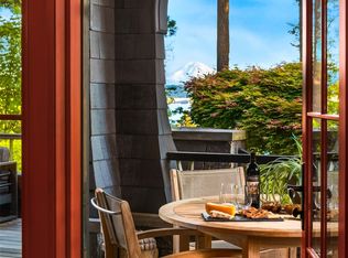 8081 W Mercer Way, Mercer Island, WA 98040