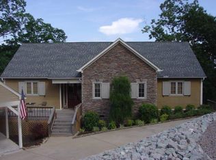 95 Lake Bluff Path, Savannah, TN 38372