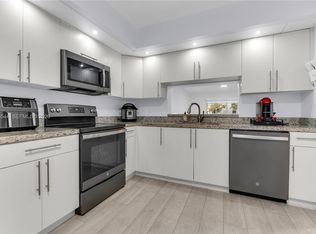 Century Village, Pembroke Pines, FL 33027