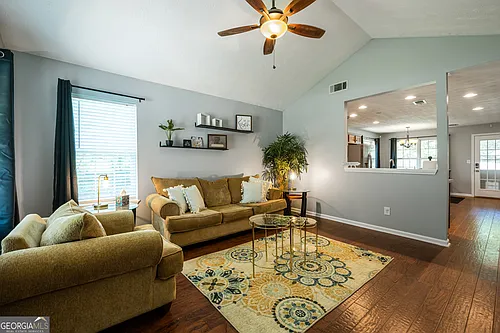 18 Larkspur Ln Photo 1