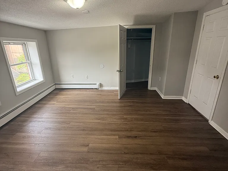338 Orange St #3O2 — Photo 13
