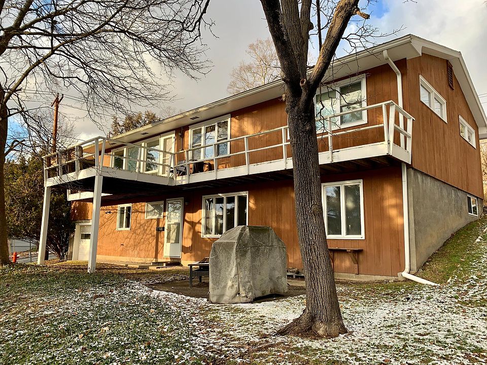 Garden Level Apartment with a huge yard and patio