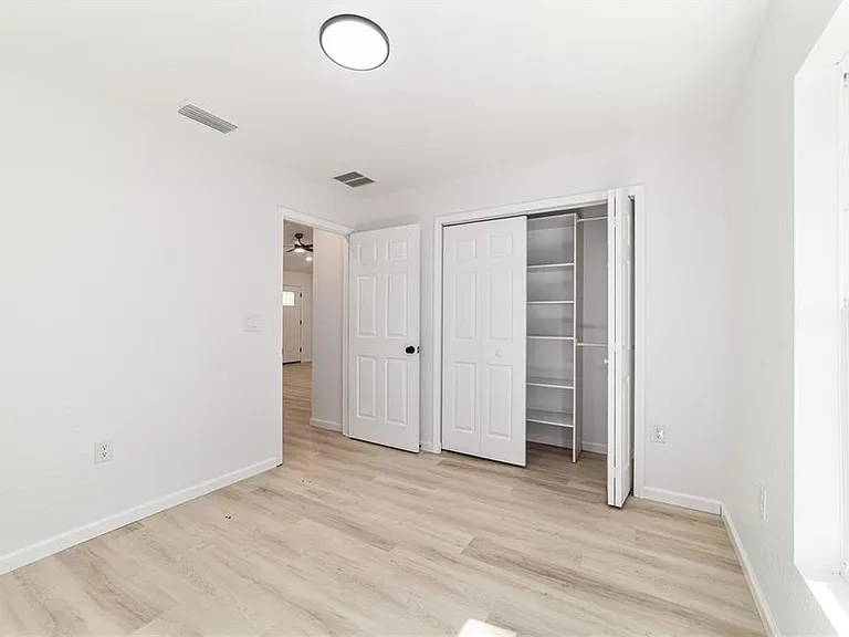 15388 SW 26th Pl — Photo 28