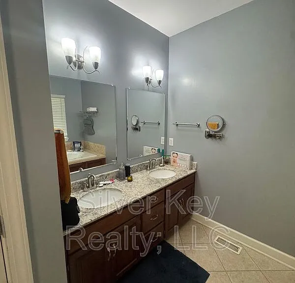 1980 Ridge Point Dr NW — Photo 48