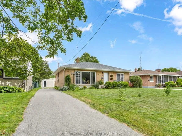 29 Pavey St, Chatham Kent, ON N7M 5E1