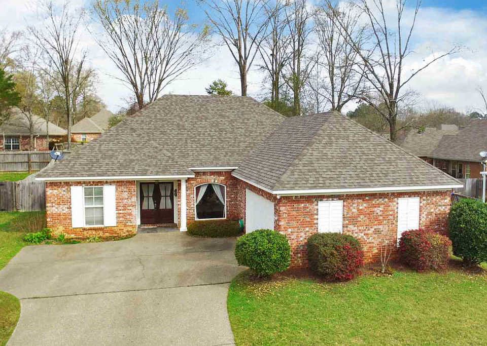 1st image of 614 Walnut Grove Dr
