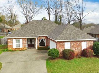 614 Walnut Grove Dr, Pearl, MS 39208